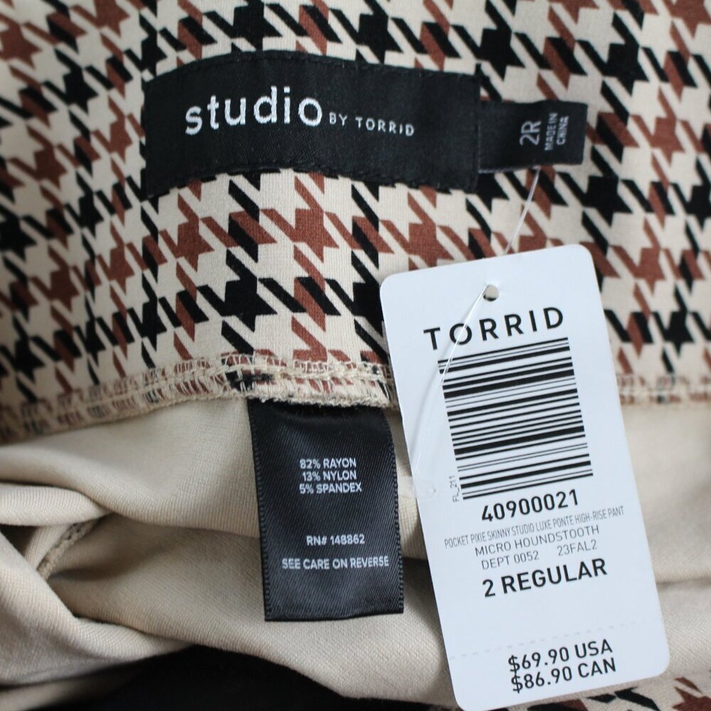 TORRID - Picture 9 of 9
